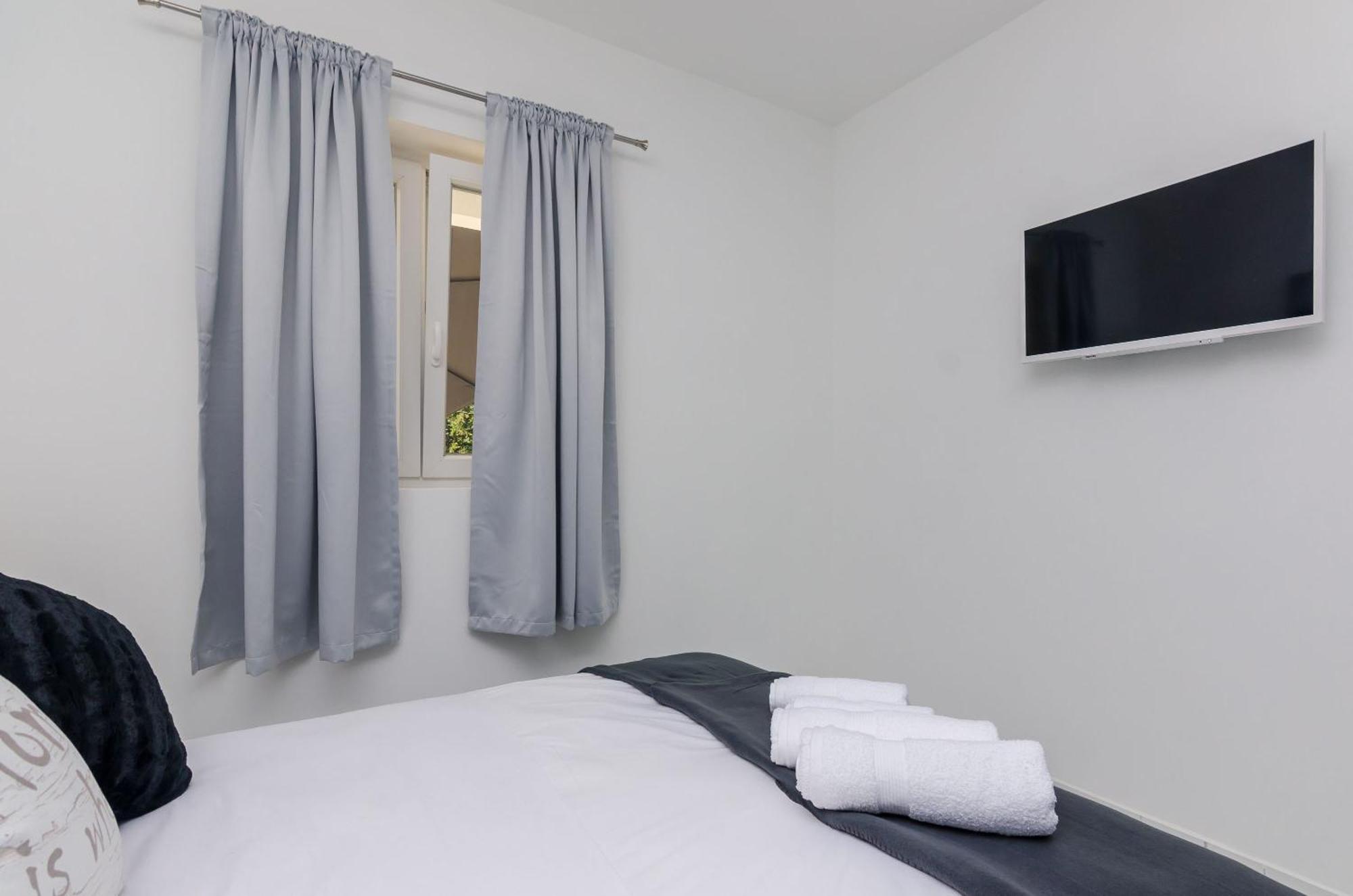 Mata Family Apartments Molunat Habitación foto