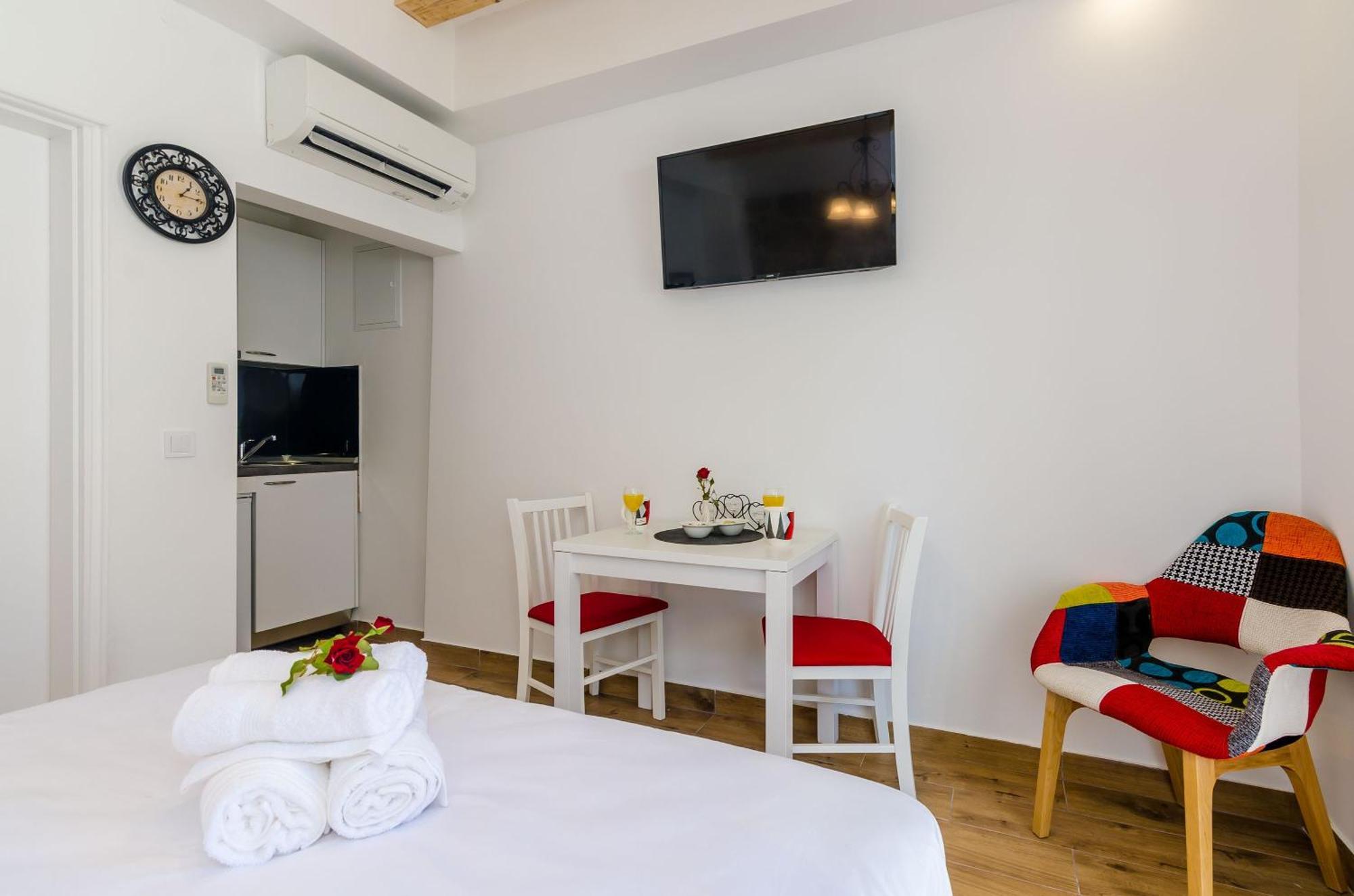 Mata Family Apartments Molunat Habitación foto
